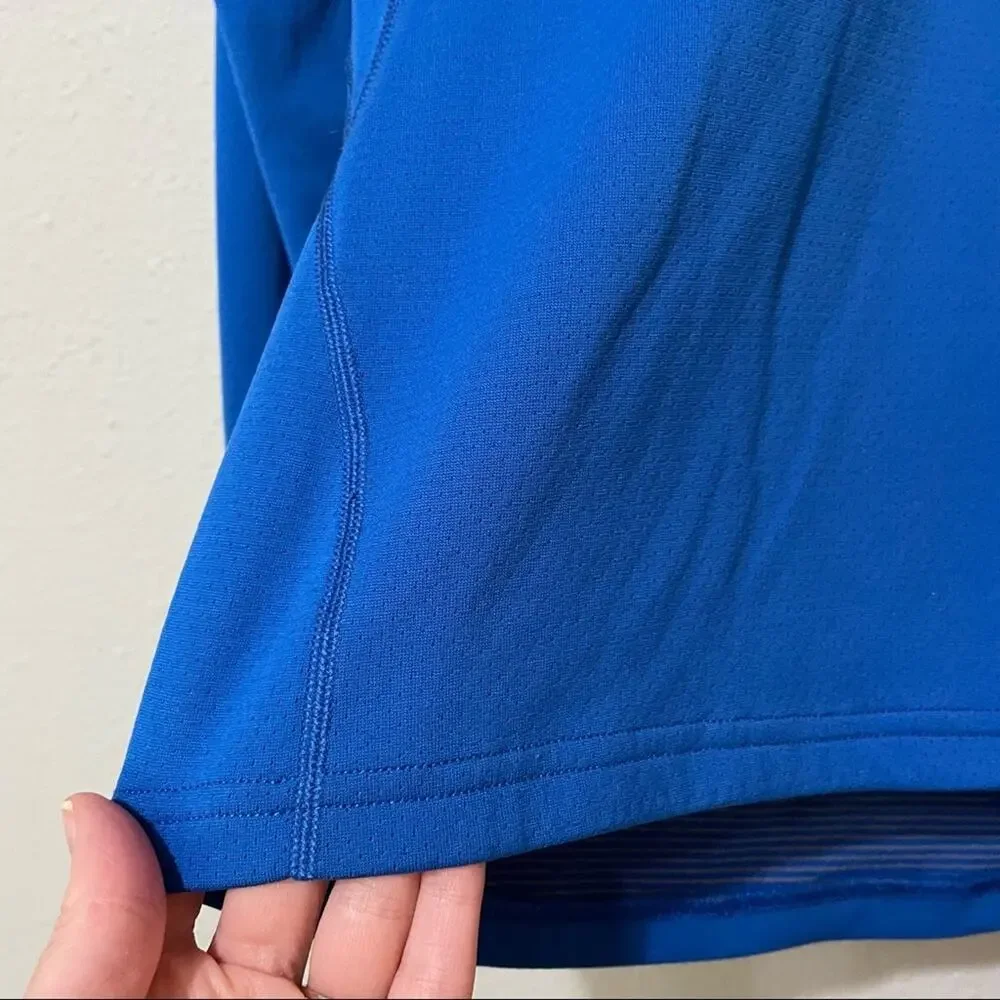 The North Face Blue Mens Quarter Zip Pullover Sweater S Long Sleeve Base Layer